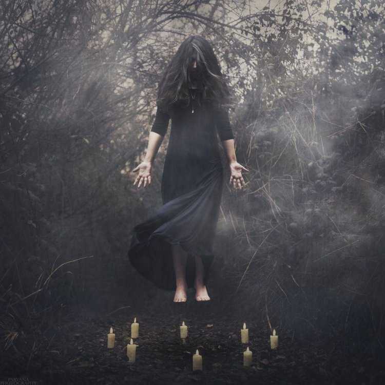 Ведьма левитация