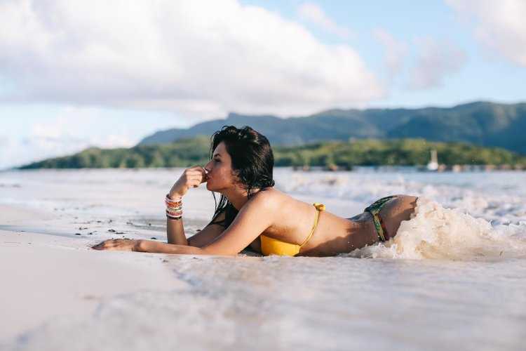 Модель Aurela Skandaj