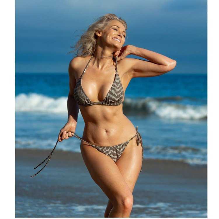 Красивая фигура американки51