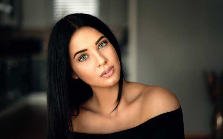 Дженна Мартин