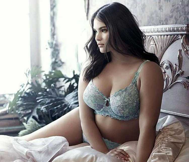 Тара Линн модель плюс сайз