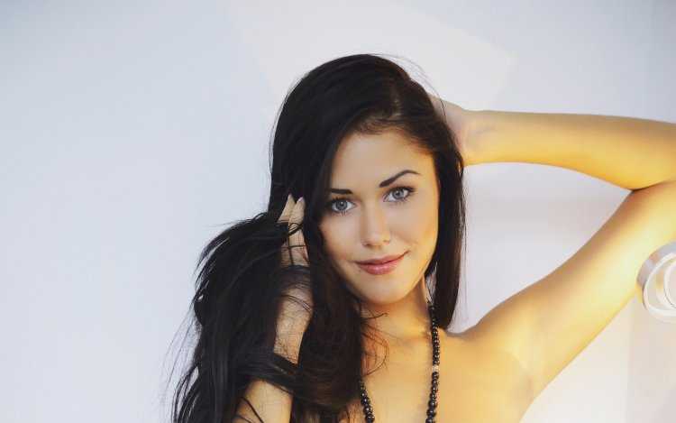 Полина Давыдова актриса