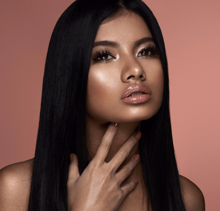 Айжан Асемова мейкап