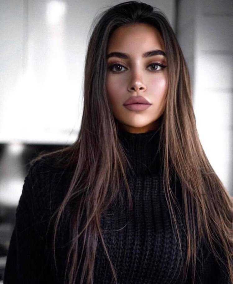 Кайли Дженнер селфи