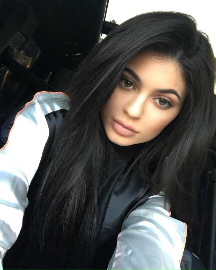 Красивые девушки кавказские брюнетки49