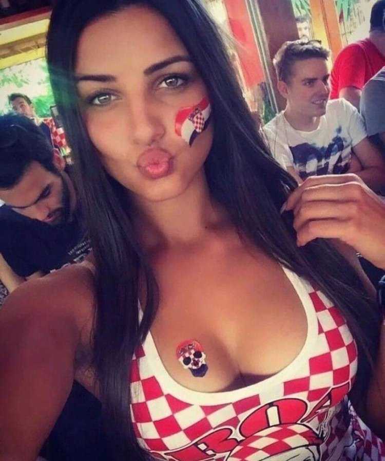 Жгучие хорватки в бикини