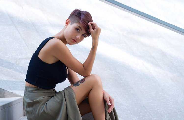 Фотомоделью Джорджией Солери