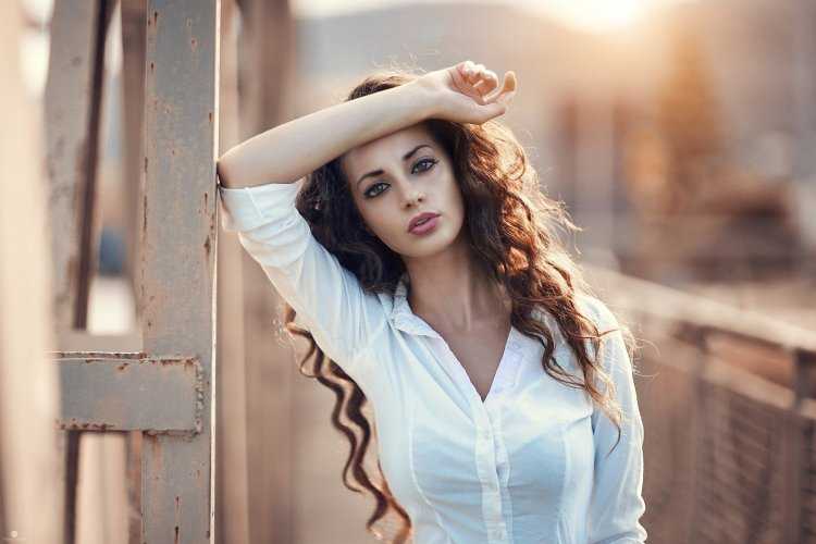 Алессандро ди Чикко брюнетка