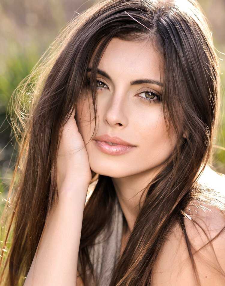 Самые красивые брюнетки