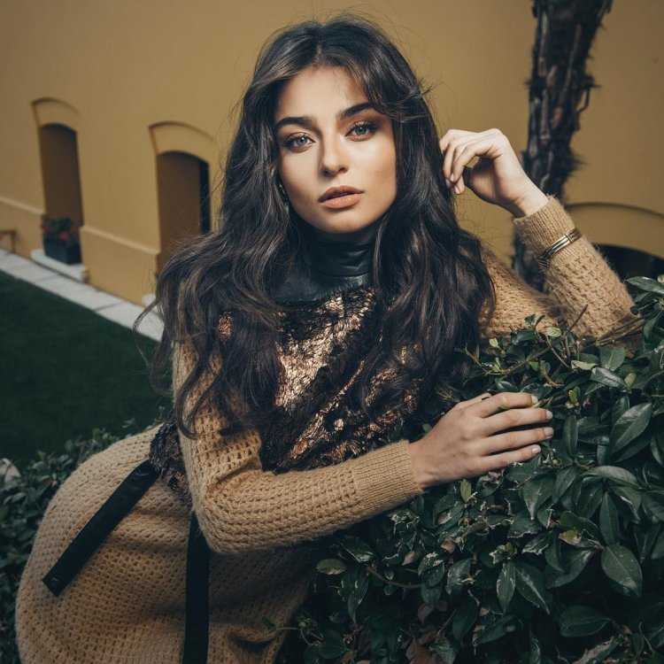 Айшин Туран