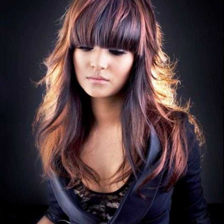 Креативное окрашивание на длинные волосы брюнетки68