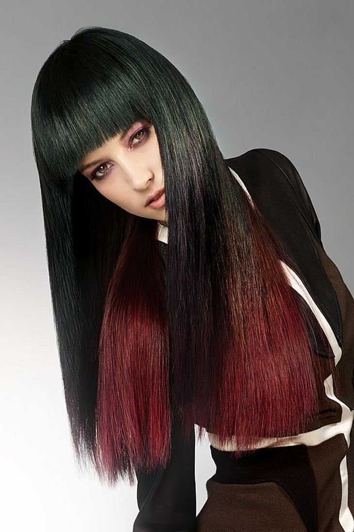 Красное омбре с челкой