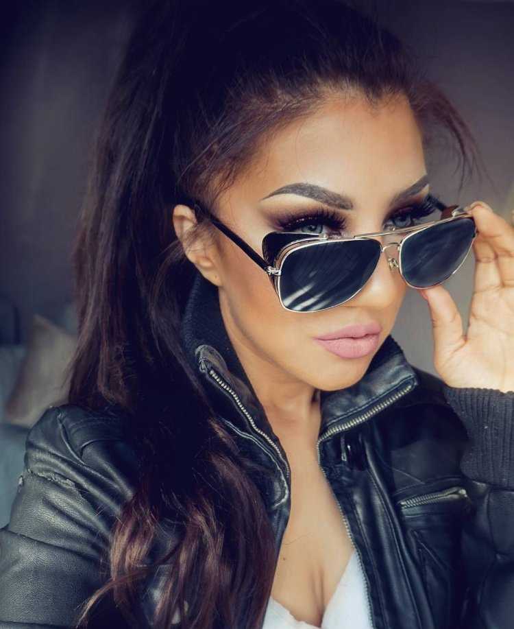 Крутые брюнетки в очках4