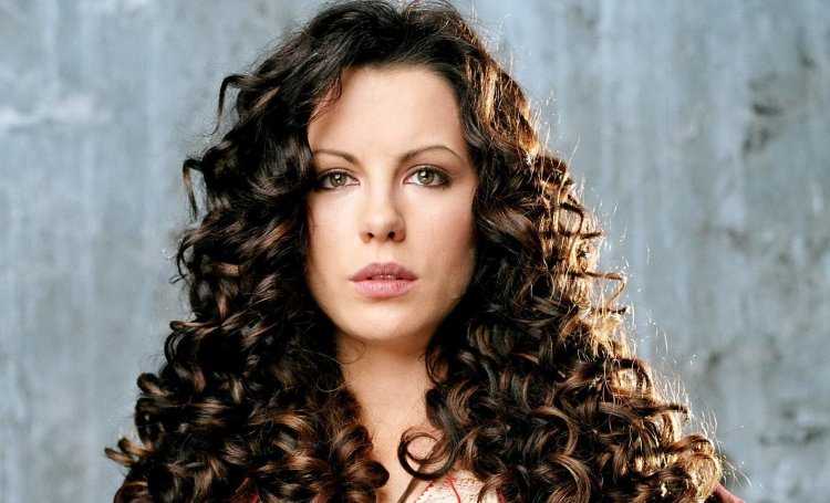 Ван Хельсинг Анна Валериус