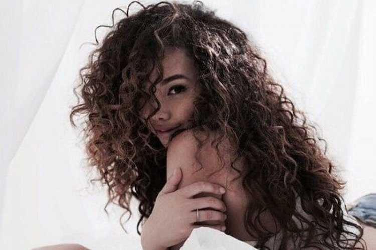 Алеся Семеренко кудри кудрявая