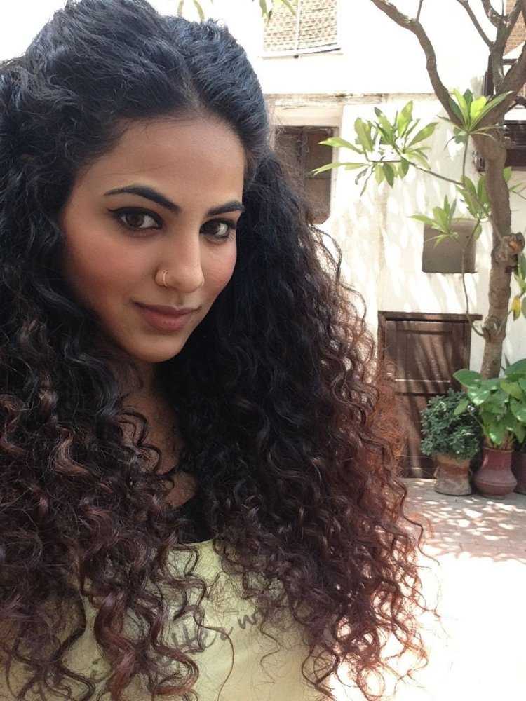 София Моше кудри