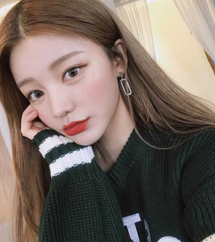 Корейский макияж на русской девушке