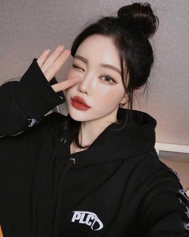 Ким Дабин кореянка