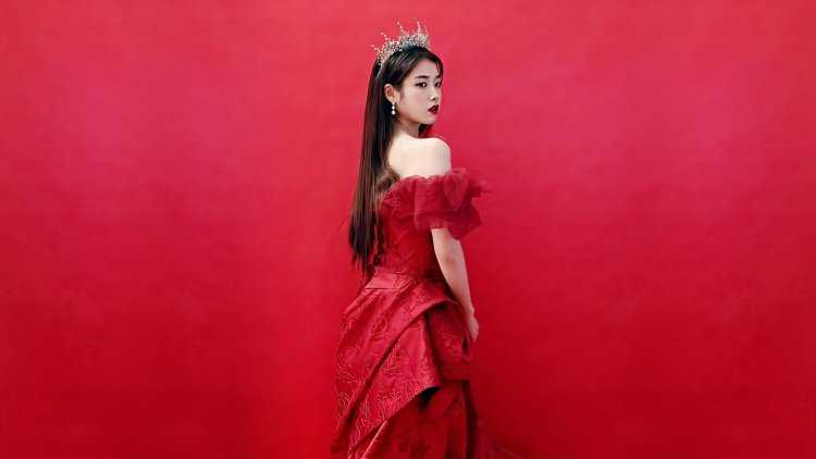 IU Fashion Dress