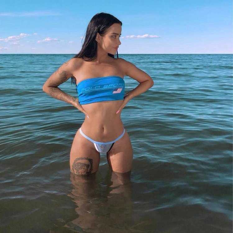 Мила Сивацкая бикини