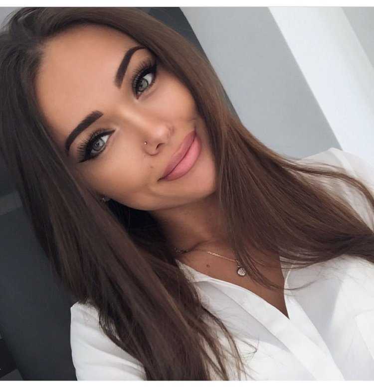 Натали Даниш селфи