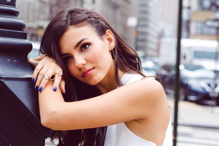 Victoria Justice