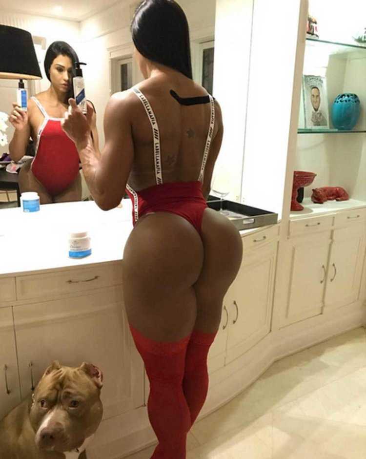 Booty Gracyanne Barbosa оставляет без ума.