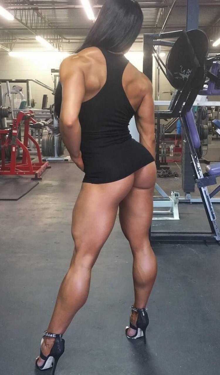 Накаченные икры у девушек