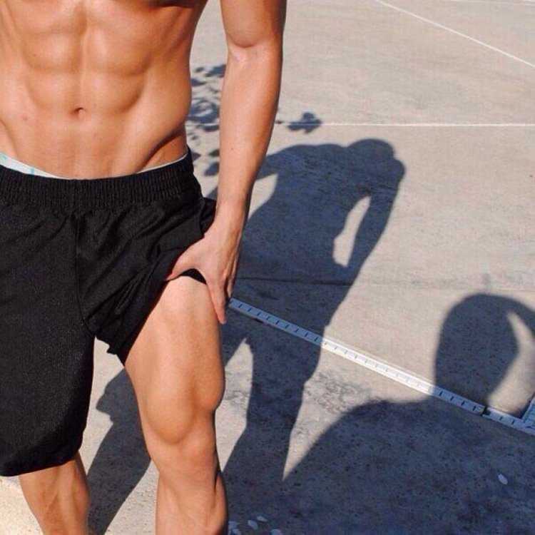 Спортивные ноги у мужчин