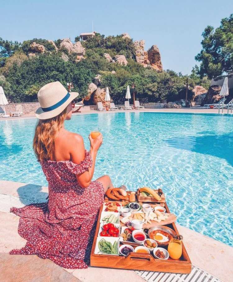 Роскошные девушки на отдыхе