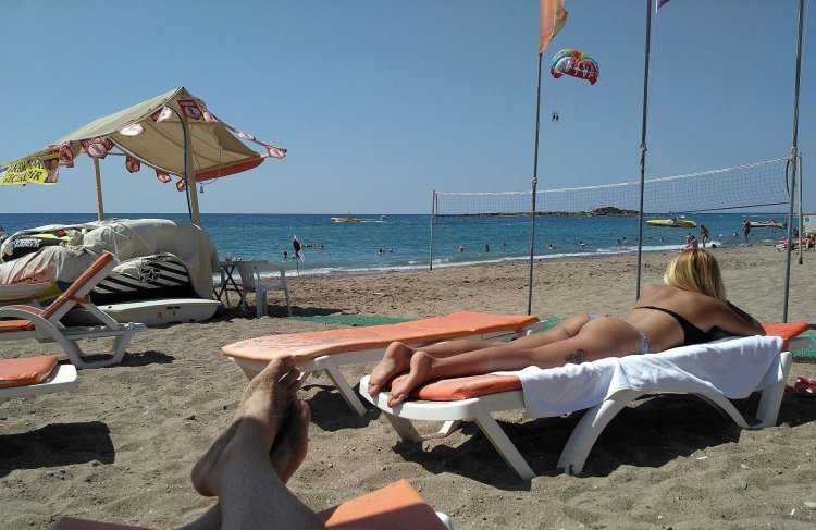 Турция пляж девушка