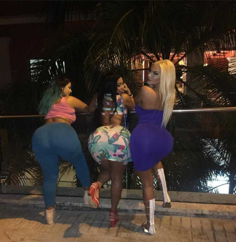 Самые большие ягодицы девушек