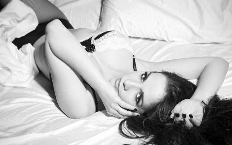 Наталья Орейро черно белое фото