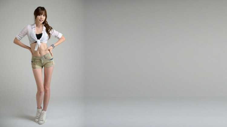 Девчонки в полный рост