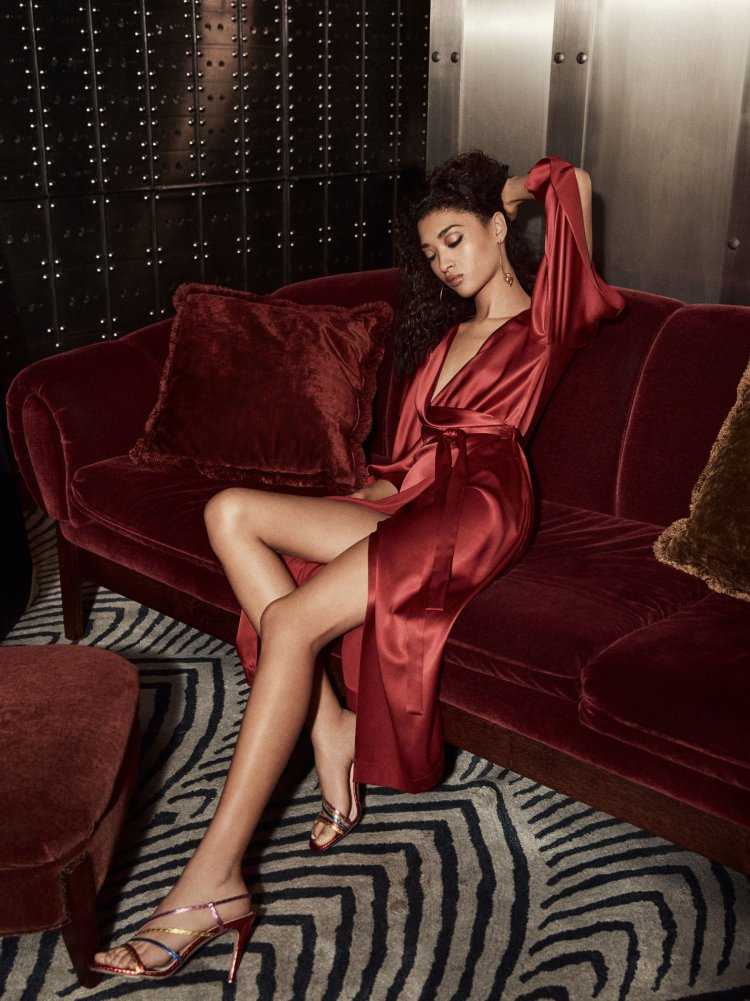 Фотосессия девушка в халате