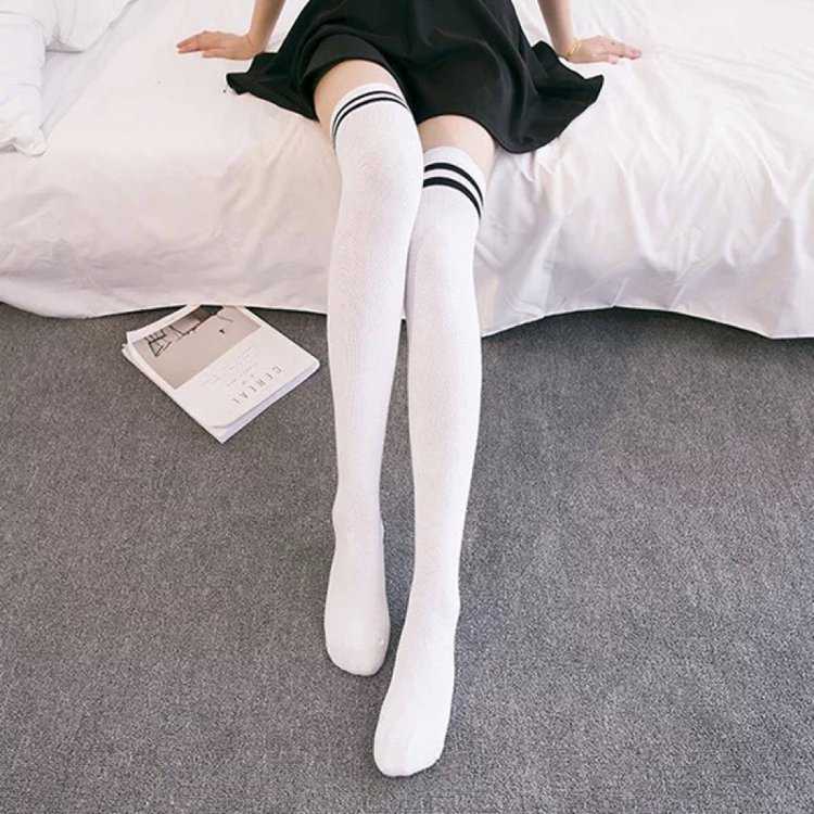 Белые гольфы Эстетика