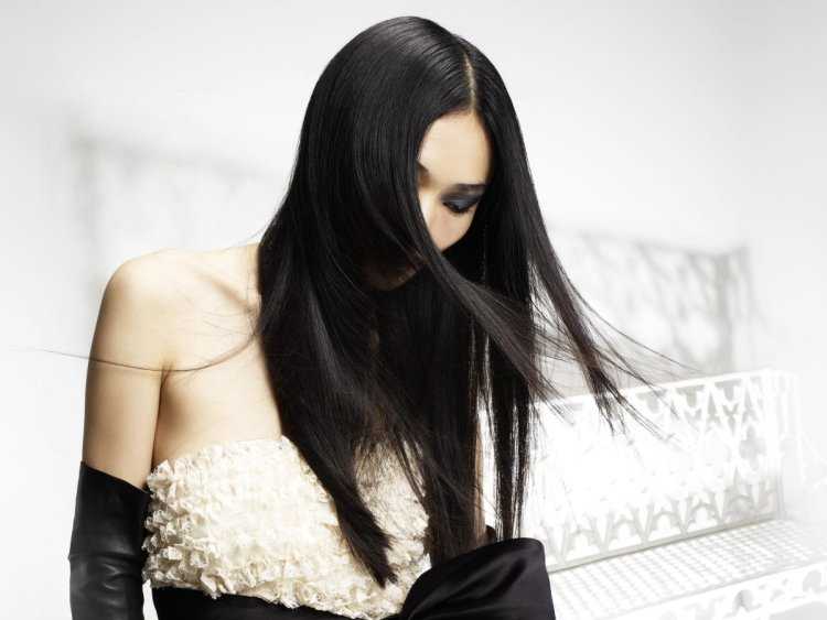 Красивые Длинноволосые брюнетки