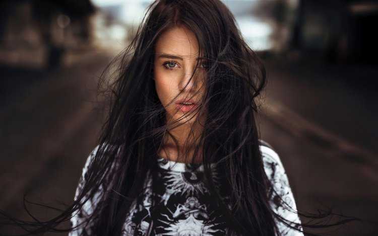 Дарина Приходько модель брюнетка