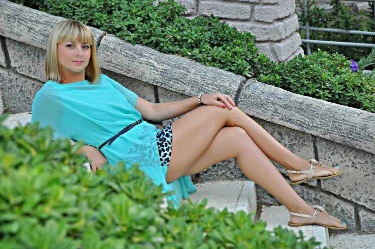 Красивые женщины за 30 домашнее