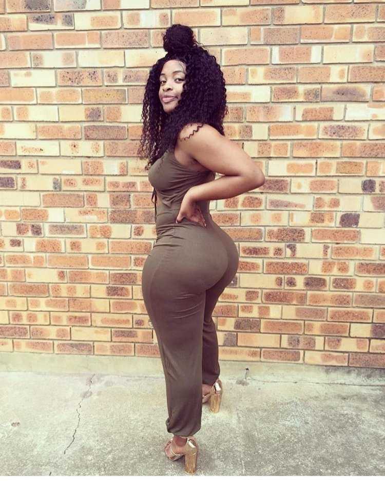 София Андерсон Биг асс