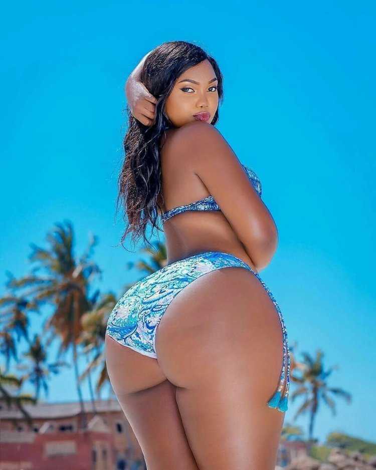 Виктория Абрахам Биг асс