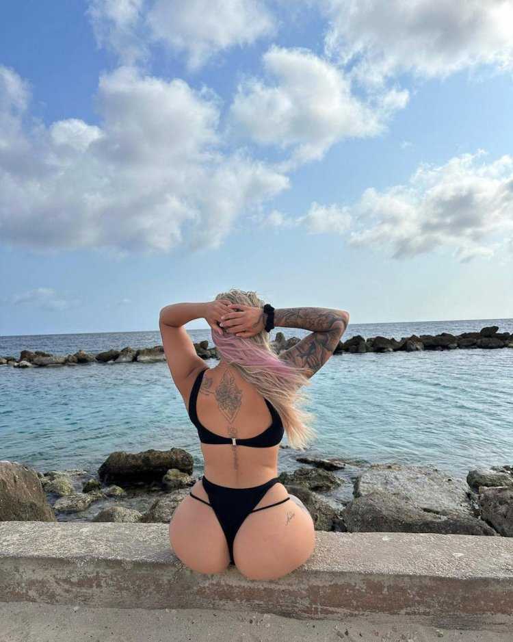 Огромные задницы крупно61