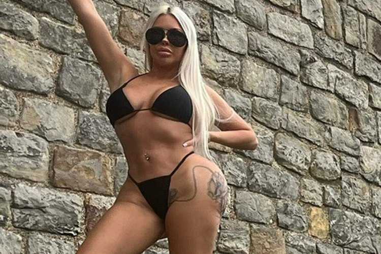 Огромные задницы звезд52