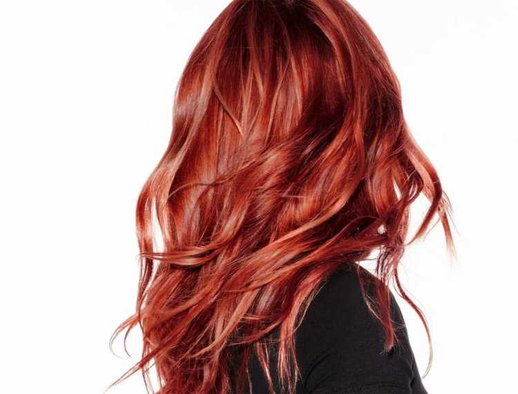 Красно рыжий цвет волос длинные
