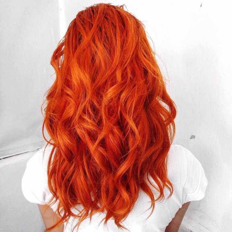 Огненно рыжий цвет волос