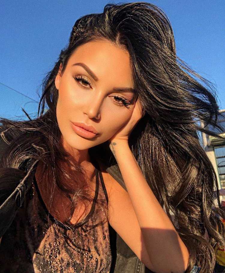 Моника Кесоян