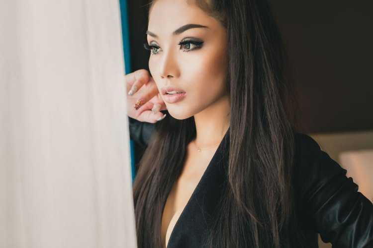 Казашка Рамина Канатаева