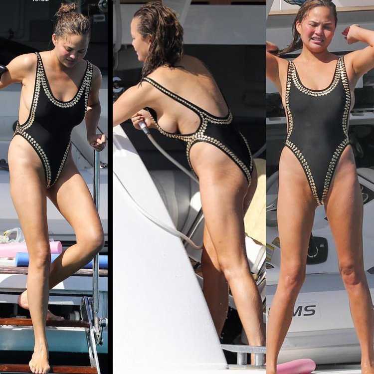 Соблазнительные плоские ягодицы