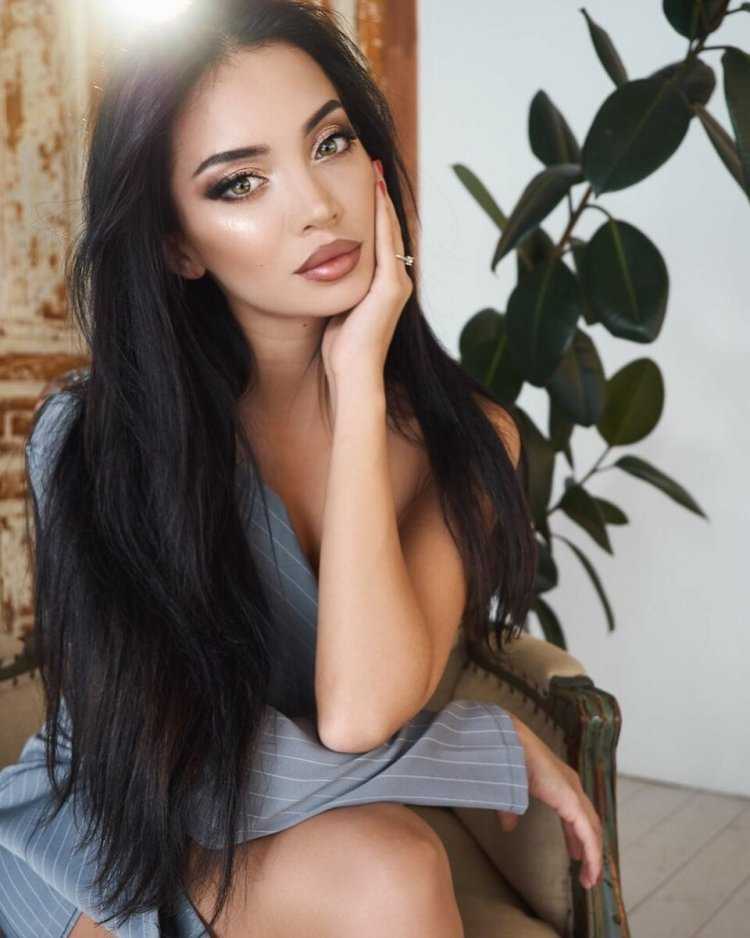 Сайз плюс армянки