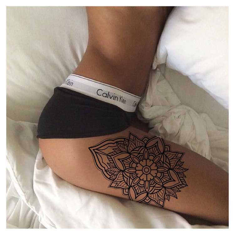 Девушка в Кельвин Кляйн